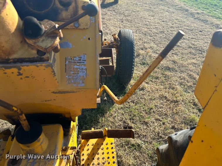 image for item NB9287 1968 Minneapolis-Moline Jetstar 3 Super  tractor