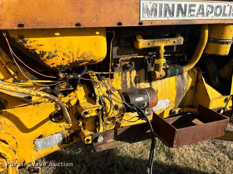 image for item NB9287 1968 Minneapolis-Moline Jetstar 3 Super  tractor