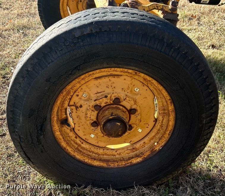 image for item NB9287 1968 Minneapolis-Moline Jetstar 3 Super  tractor