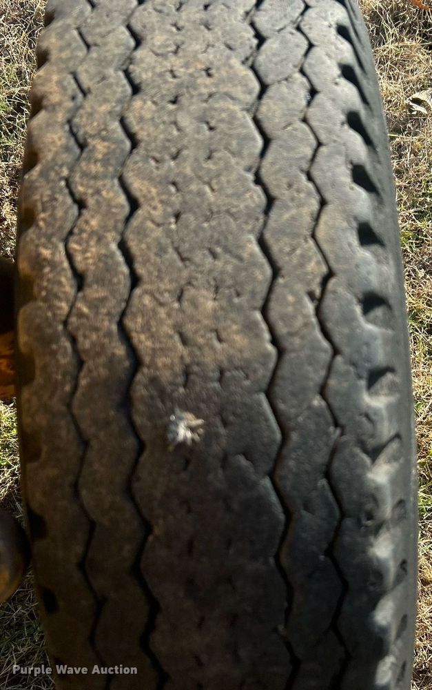 image for item NB9287 1968 Minneapolis-Moline Jetstar 3 Super  tractor