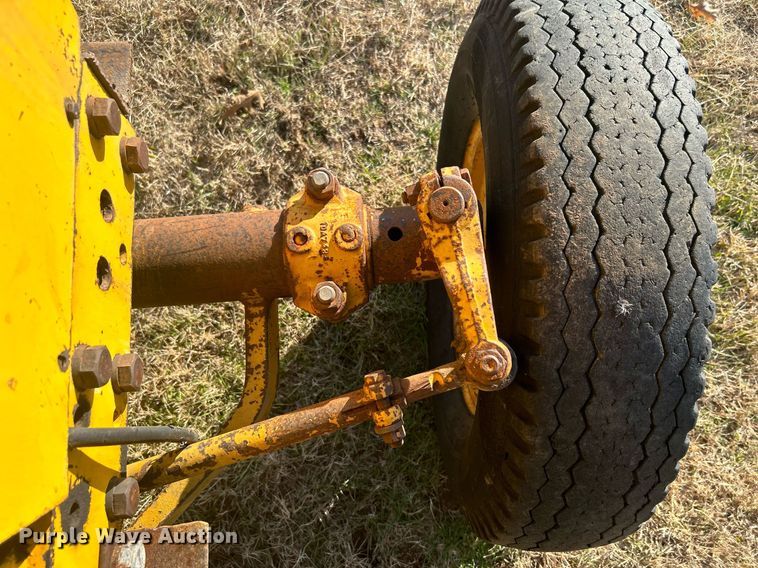 image for item NB9287 1968 Minneapolis-Moline Jetstar 3 Super  tractor