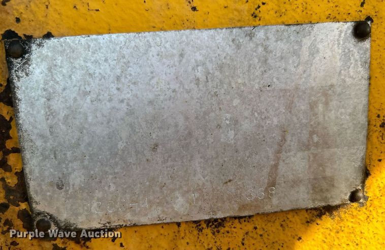 image for item NB9287 1968 Minneapolis-Moline Jetstar 3 Super  tractor