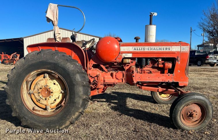 image for item NB9288 1963 Allis-Chalmers D17  tractor