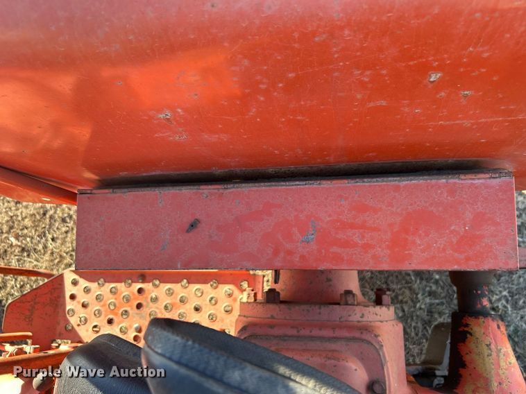 image for item NB9288 1963 Allis-Chalmers D17  tractor