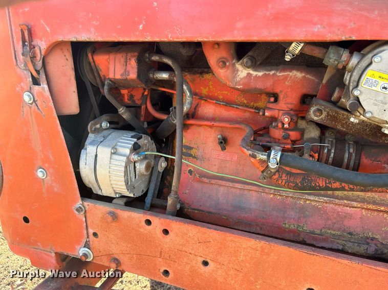 image for item NB9288 1963 Allis-Chalmers D17  tractor