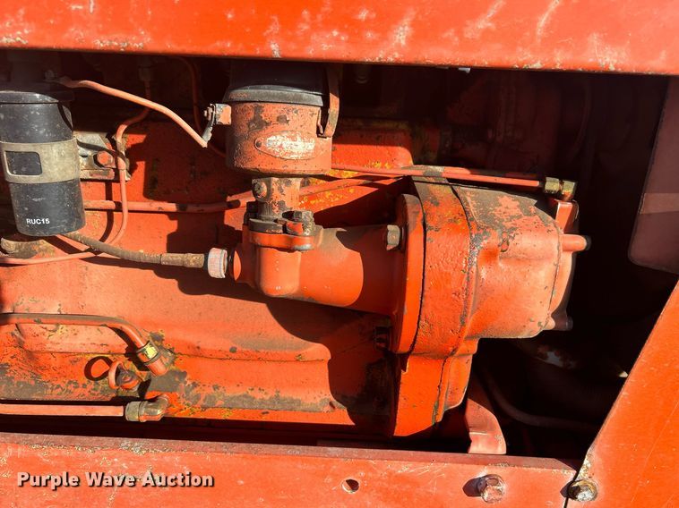 image for item NB9288 1963 Allis-Chalmers D17  tractor