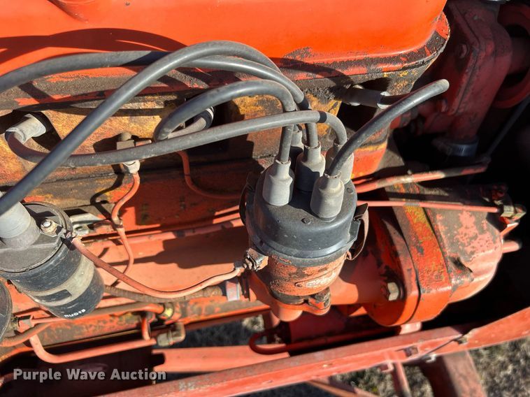 image for item NB9288 1963 Allis-Chalmers D17  tractor