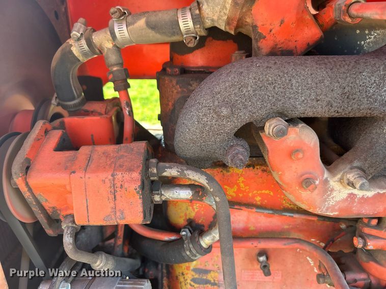 image for item NB9288 1963 Allis-Chalmers D17  tractor