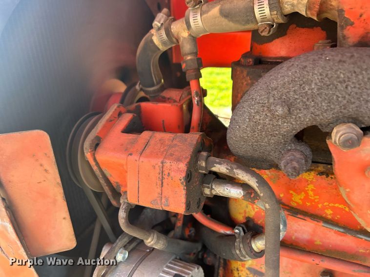 image for item NB9288 1963 Allis-Chalmers D17  tractor