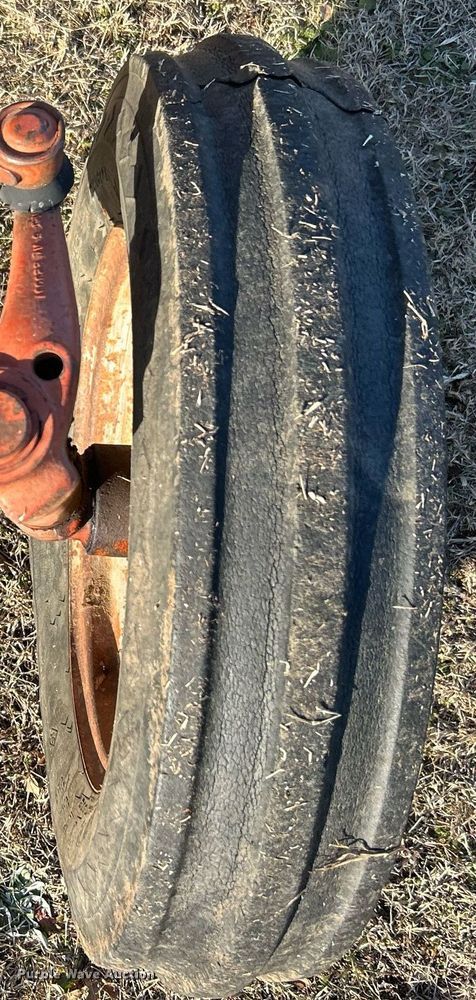 image for item NB9288 1963 Allis-Chalmers D17  tractor