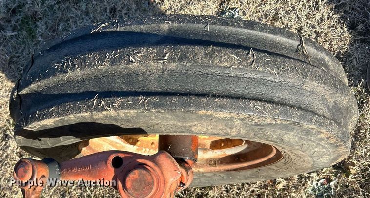 image for item NB9288 1963 Allis-Chalmers D17  tractor