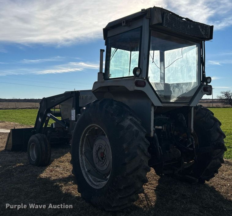 image for item NB9289 1976 White Field Boss 2-85  tractor