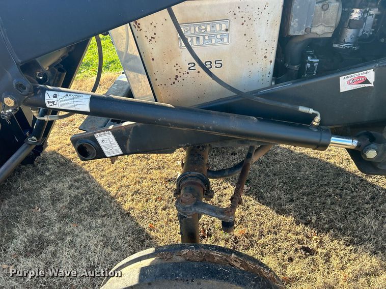 image for item NB9289 1976 White Field Boss 2-85  tractor