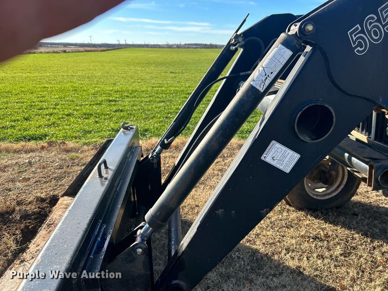 image for item NB9289 1976 White Field Boss 2-85  tractor