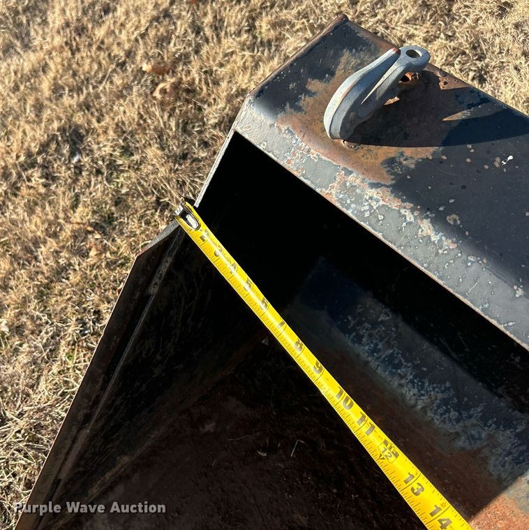 image for item NB9289 1976 White Field Boss 2-85  tractor