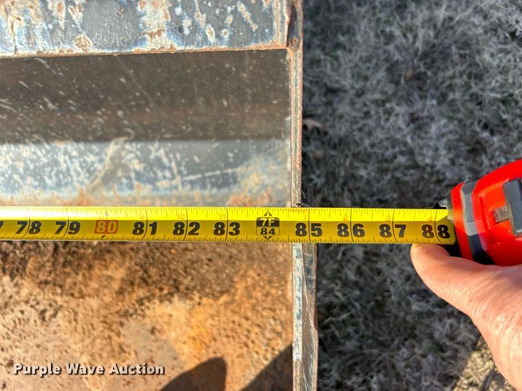 image for item NB9289 1976 White Field Boss 2-85  tractor