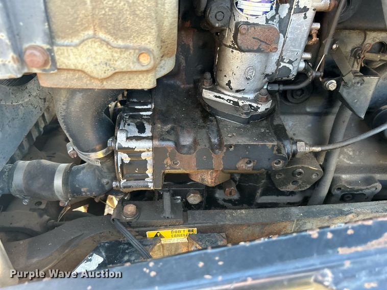 image for item NB9289 1976 White Field Boss 2-85  tractor