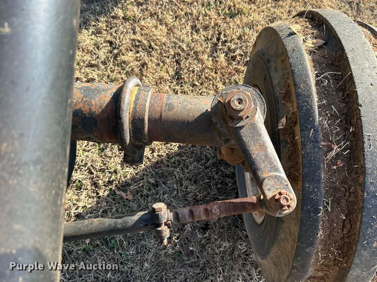 image for item NB9289 1976 White Field Boss 2-85  tractor