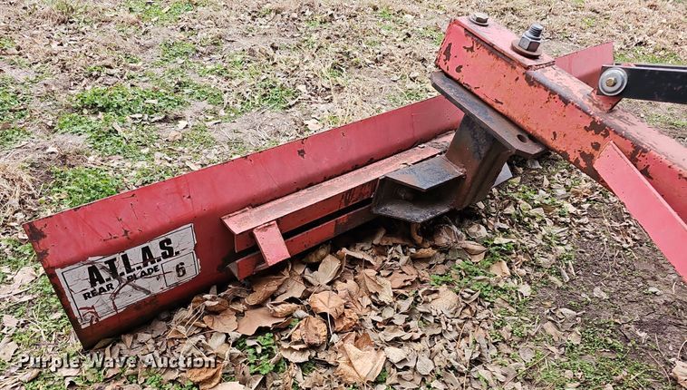 image for item NE9340 1955 Ford 800  tractor