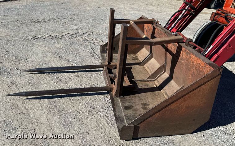 image for item NI9650 1969 Allis-Chalmers 190  tractor