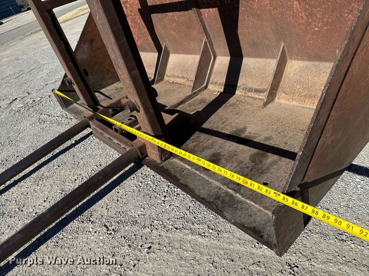 image for item NI9650 1969 Allis-Chalmers 190  tractor