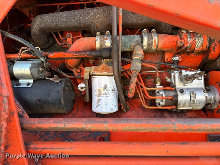 image for item NI9650 1969 Allis-Chalmers 190  tractor