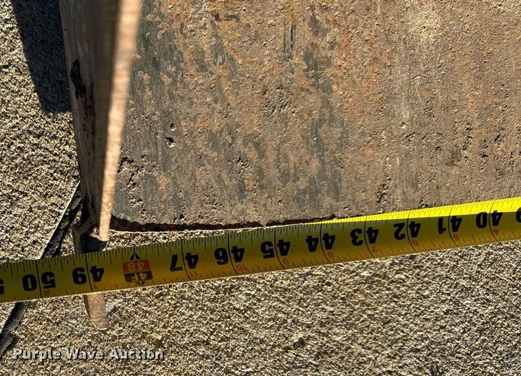 image for item NM9179 New Holland 1220  MFWD tractor