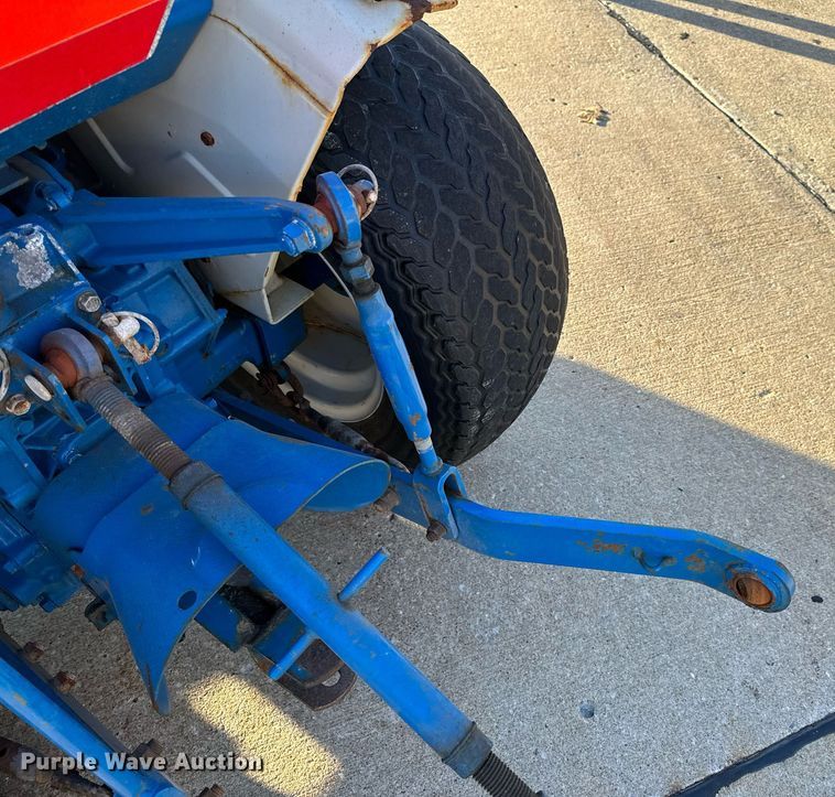 image for item NM9179 New Holland 1220  MFWD tractor