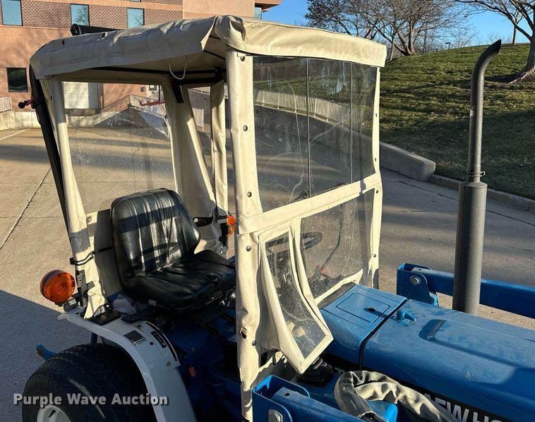 image for item NM9179 New Holland 1220  MFWD tractor