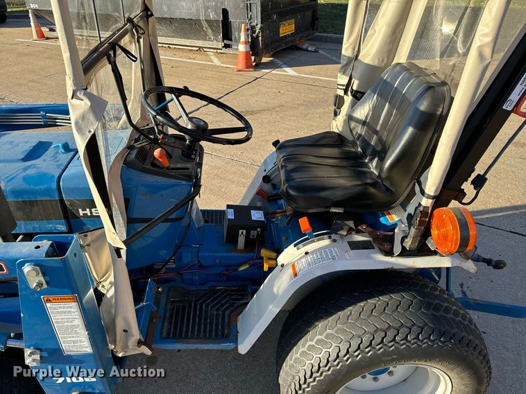 image for item NM9179 New Holland 1220  MFWD tractor