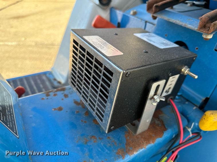 image for item NM9179 New Holland 1220  MFWD tractor