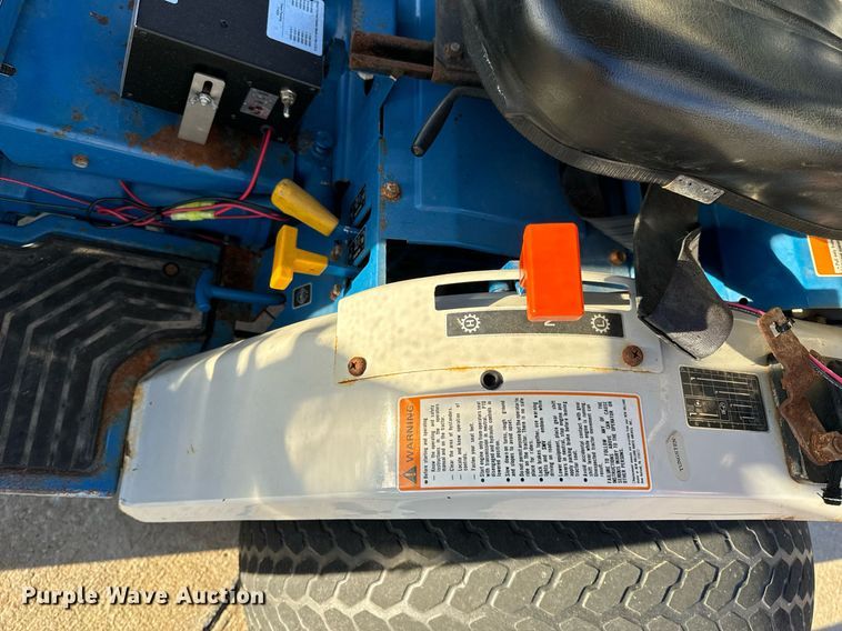 image for item NM9179 New Holland 1220  MFWD tractor