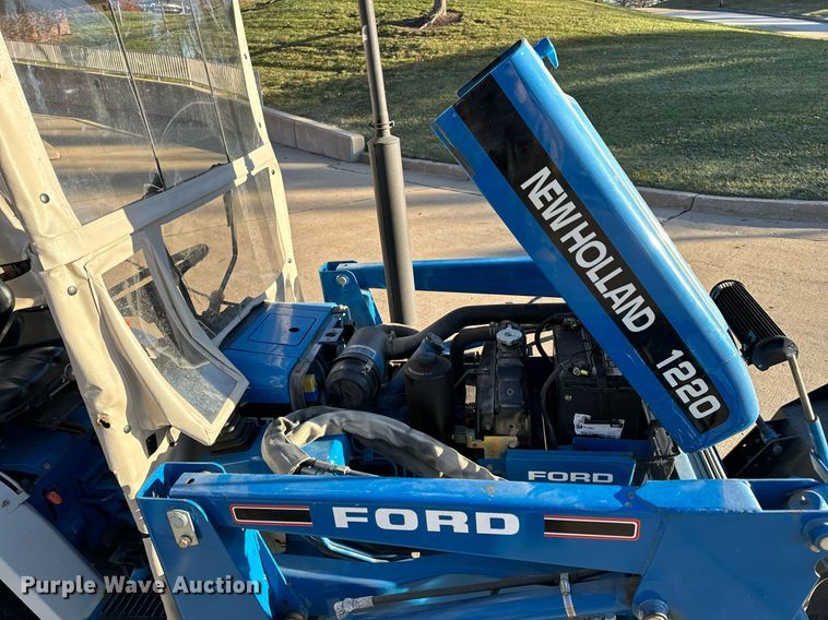 image for item NM9179 New Holland 1220  MFWD tractor