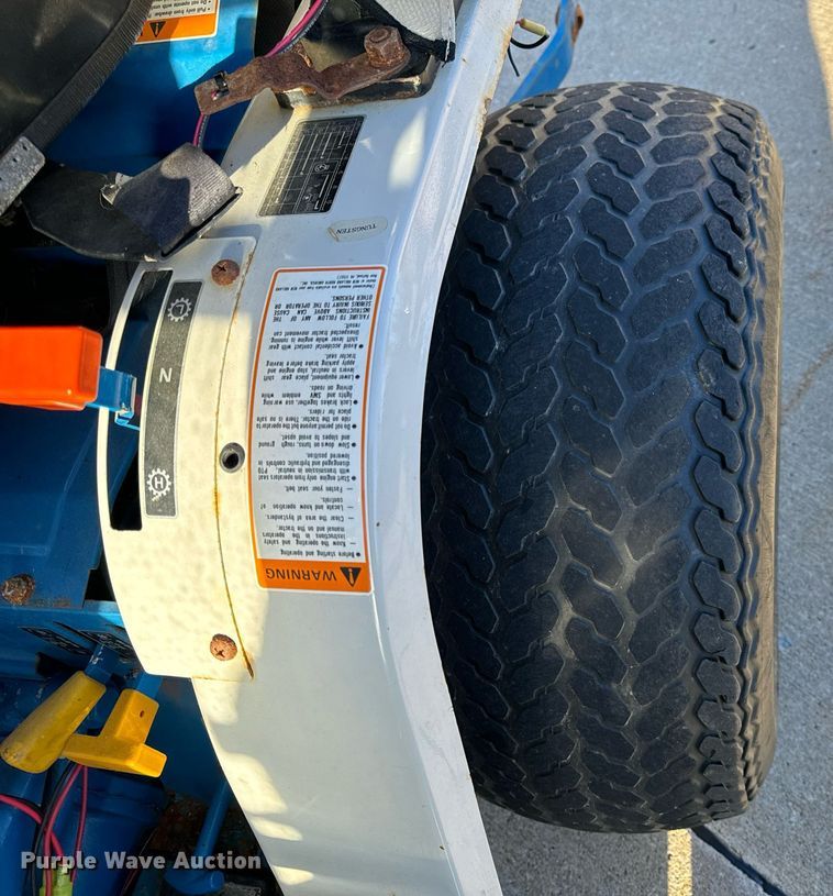 image for item NM9179 New Holland 1220  MFWD tractor