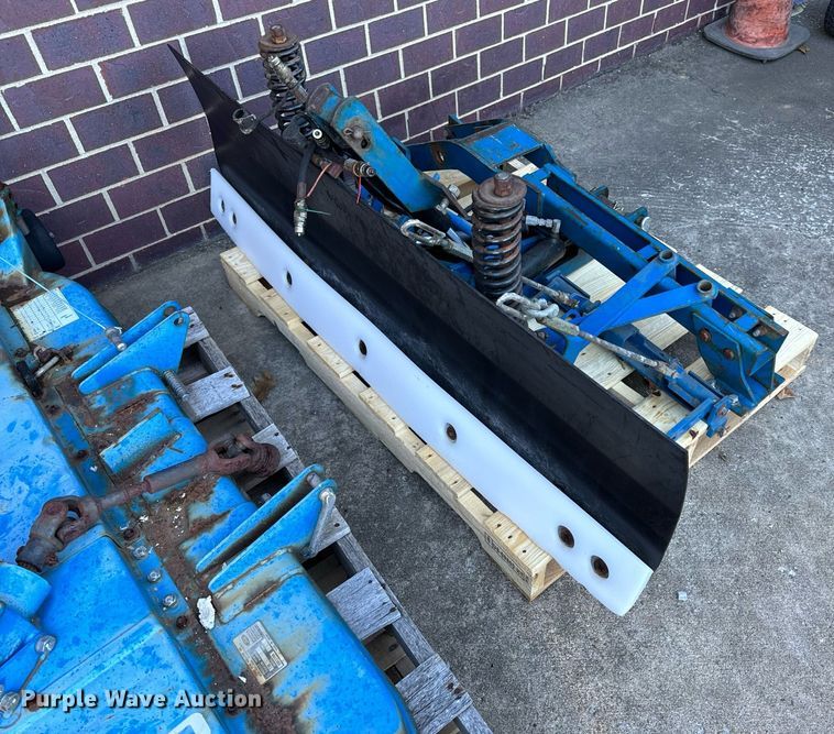 image for item NM9179 New Holland 1220  MFWD tractor