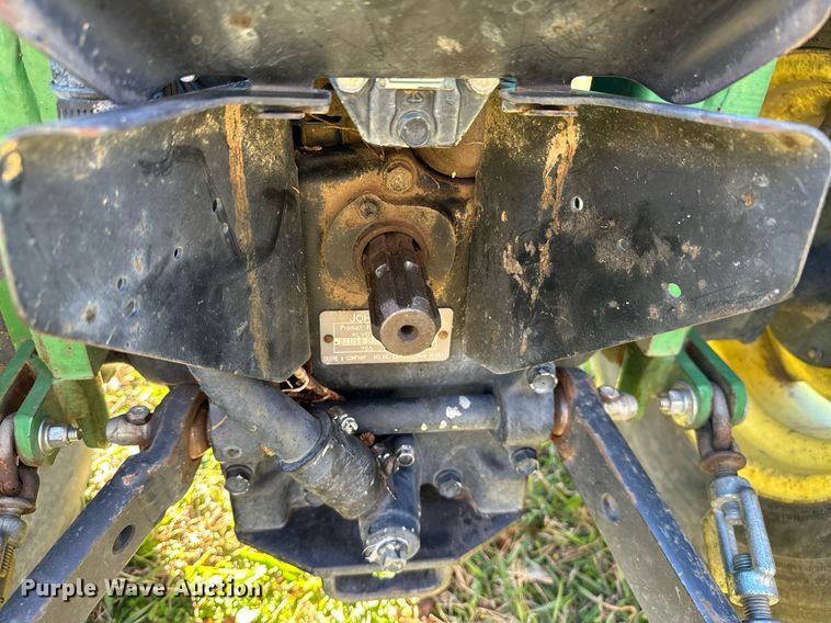 image for item NO9481 1994 John Deere 755  compactor tractor