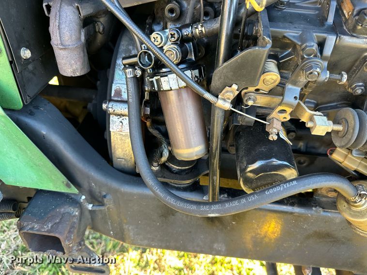 image for item NO9481 1994 John Deere 755  compactor tractor