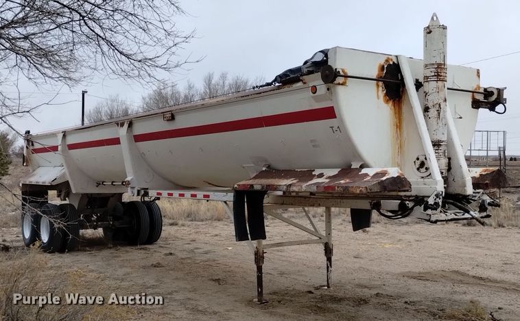 image for item DK8954 1999 Ranco  end dump trailer