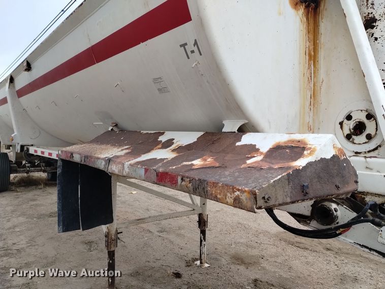 image for item DK8954 1999 Ranco  end dump trailer