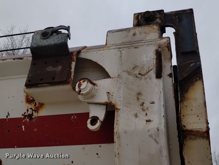 image for item DK8954 1999 Ranco  end dump trailer