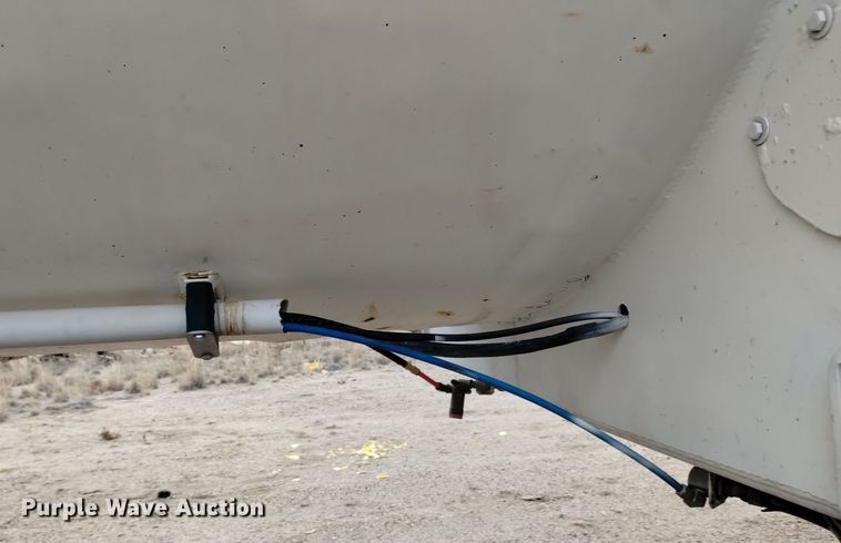 image for item DK8954 1999 Ranco  end dump trailer