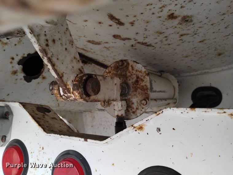 image for item DK8954 1999 Ranco  end dump trailer