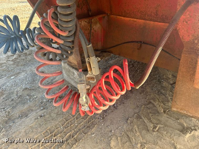 image for item DN0637 1981 Nuttall 350-0L  oilfield trailer