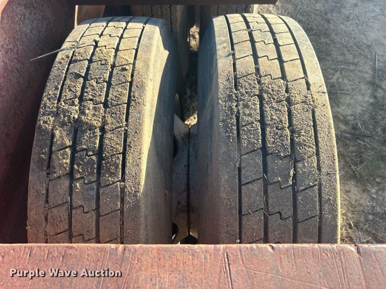 image for item DN0637 1981 Nuttall 350-0L  oilfield trailer