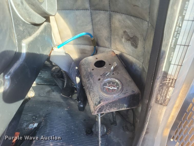 image for item DO4771 1985 Peterbilt 382  semi truck