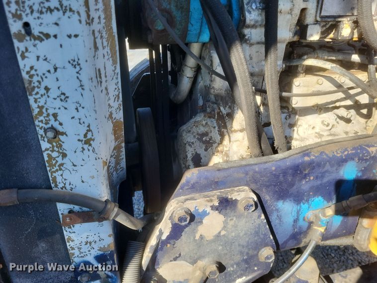 image for item DO4771 1985 Peterbilt 382  semi truck