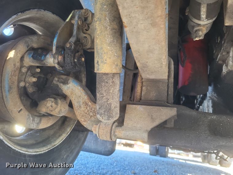 image for item DO4771 1985 Peterbilt 382  semi truck