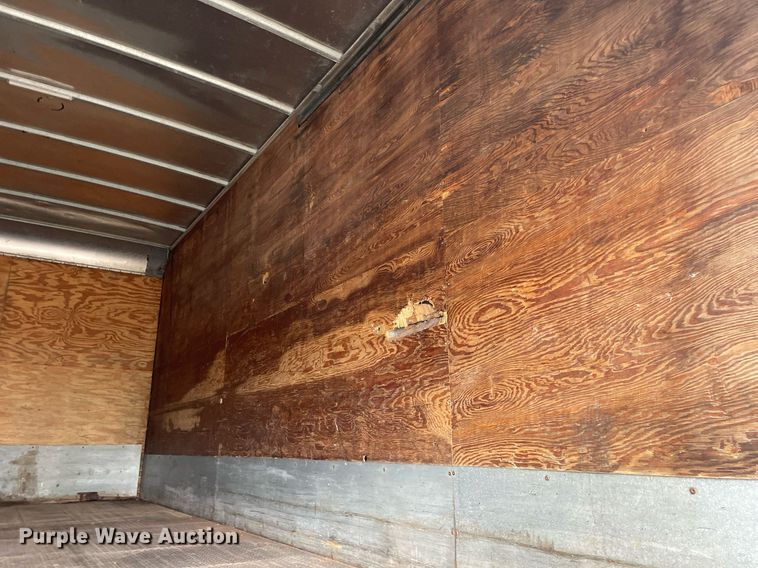 image for item DP0274 2003 International 4400  box truck