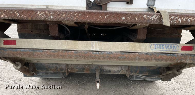 image for item DP0274 2003 International 4400  box truck