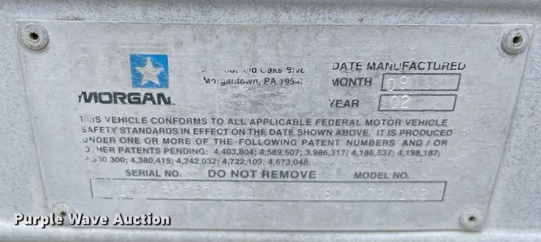 image for item DP0274 2003 International 4400  box truck